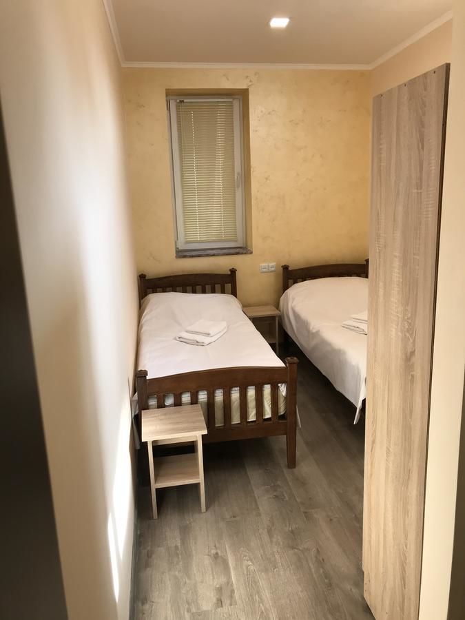 Отели типа «постель и завтрак» Guest House Myasnikyan Ереван-8