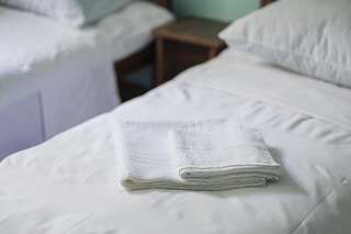 Отели типа «постель и завтрак» Guest House Myasnikyan Ереван Дом с 2 спальнями-3